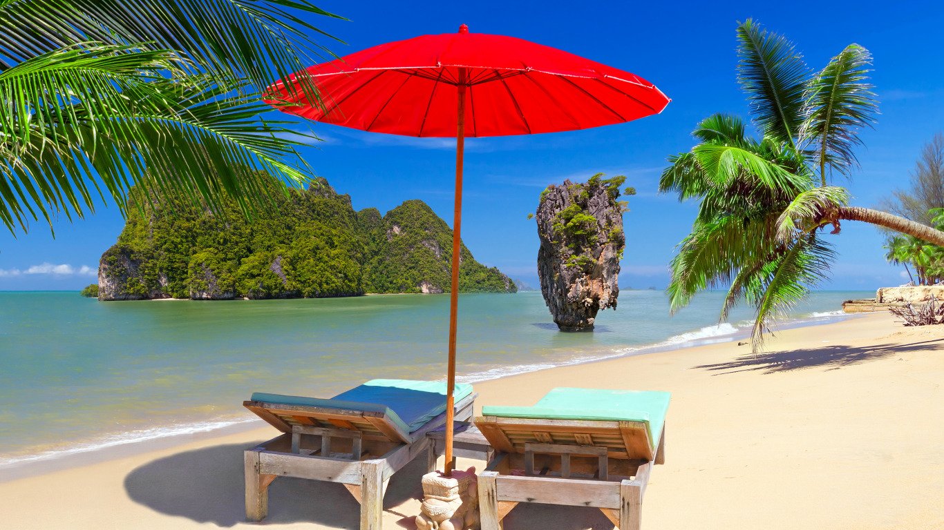 Visiting The Beaches In Phuket – What You Need To Know